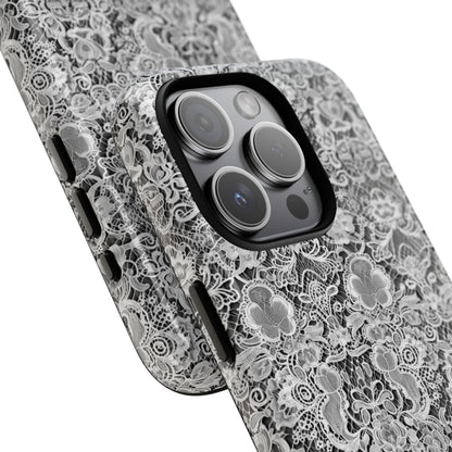 Luxe Lace in Black - Magsafe Case
